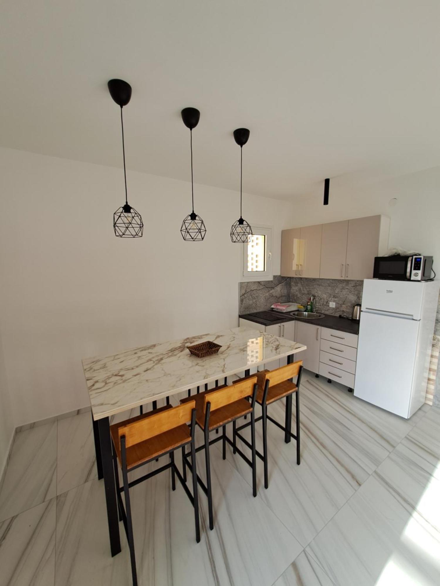 Apartments Miles อัตเจฮะห์ ภายนอก รูปภาพ