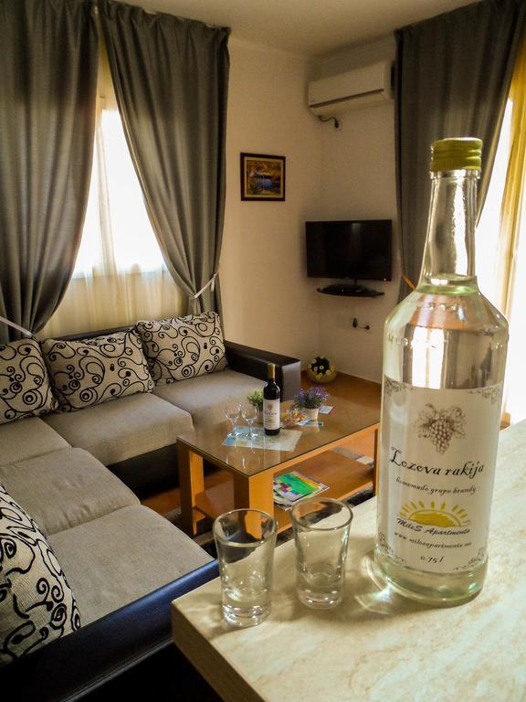 Apartments Miles อัตเจฮะห์ ภายนอก รูปภาพ
